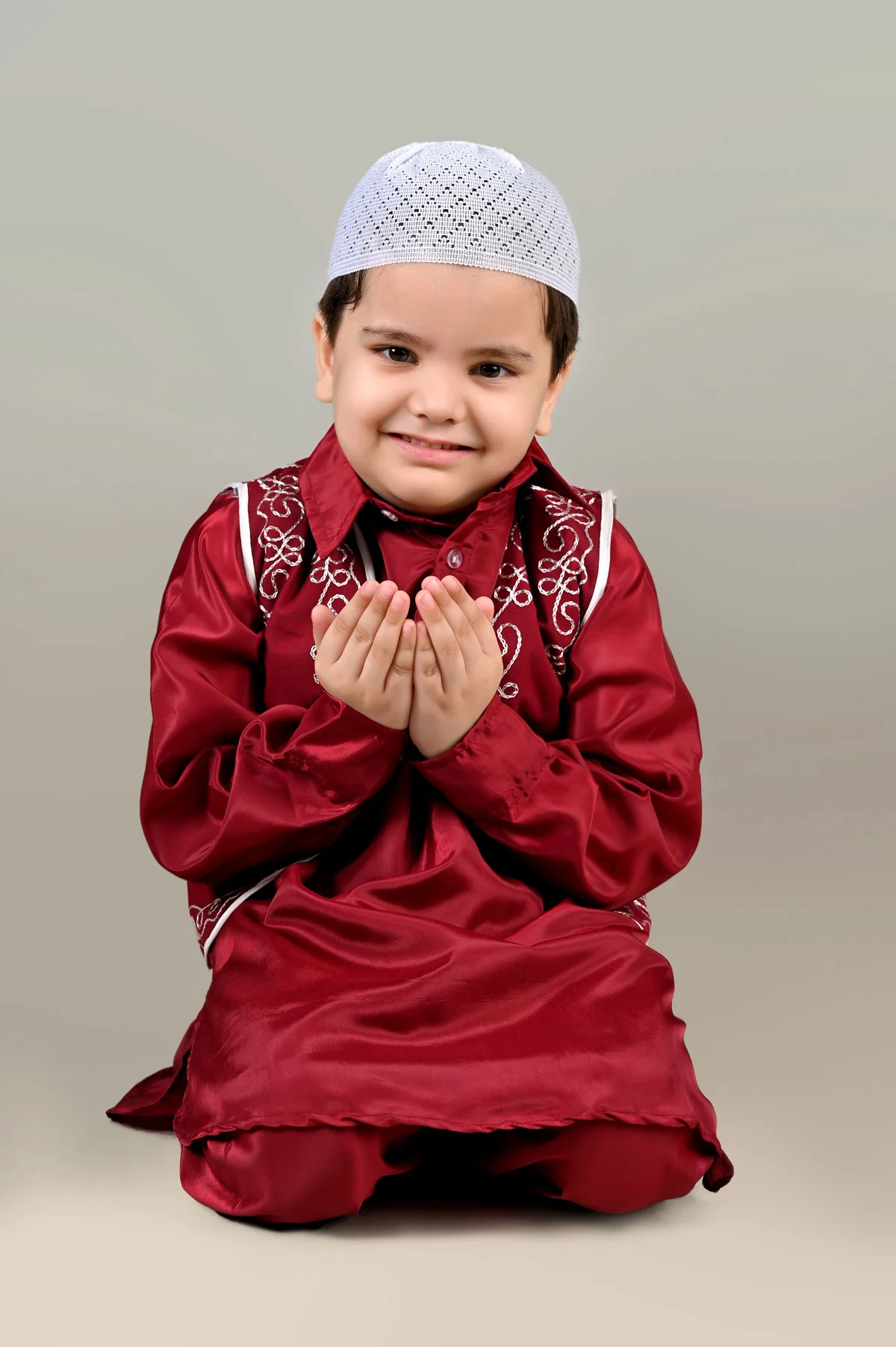 Muslim Boy Red Pathani Suit with Cap Indian Fancy Dress Costume for Boys - Image 6