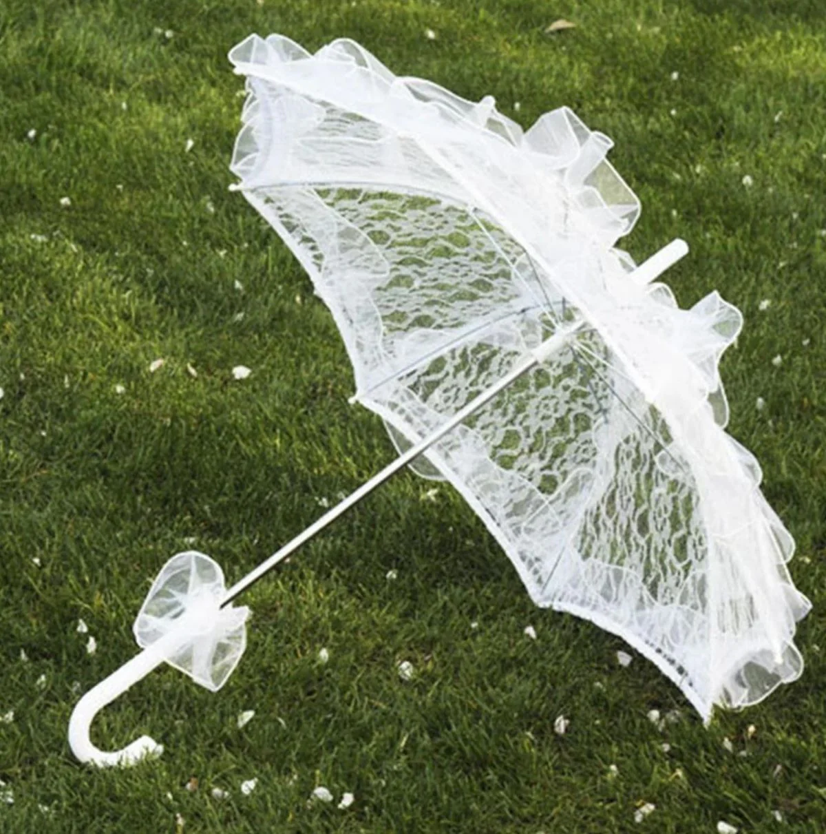 BookMyCostume White Net Lace Parasol Umbrella for Women – Bridal Wedding Entry Prop, Vintage Net Chhatri for Pre-Wedding Photoshoot, Engagement, Reception and Princess Theme Party Decoration | Adults - Image 4